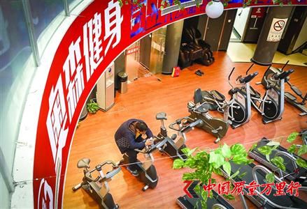 只有個別門店還在勉強(qiáng)營業(yè) 本版圖片/晨報記者 張佳琪
